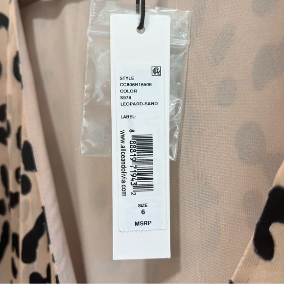 Alice + Olivia NWT Rosette Leopard Print Wrap Dress Sand/ Black Short Sleeve 6 - Picture 6 of 16